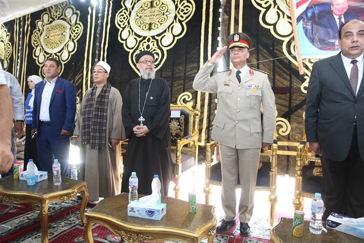 بالصور.. محافظ كفر الشيخ يطلق فعاليات الاحتفال بالعيد القومي بحضور قادة القوات البحرية بالبرلس