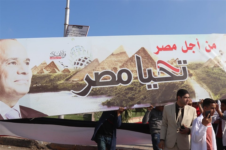  بالصور.. استقبال حافل لمحافظ كفر الشيخ ببلطيم قبل المشاركة فى احتفالات العيد القومى