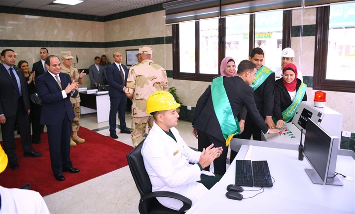 الرئيس السيسي يفتتح مصنعى الغازات الطبية والصناعية لشركة النصر للكيماويات بأبى رواش