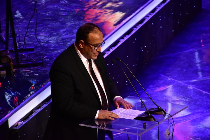 محمد منير يبدع في افتتاح مهرجان الموسيقي العربية في دورته 28 محمد منير يبدع في افتتاح مهرجان الموسيقي العربية في دورته 28