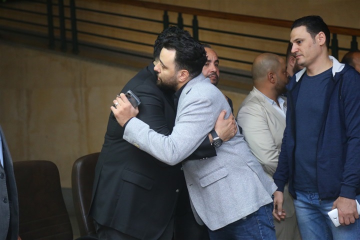 أحمد حلمي والسعدني وعمرو يوسف ونجوم الفن في عزاء والد أكرم حسني أحمد حلمي والسعدني وعمرو يوسف ونجوم الفن في عزاء والد أكرم حسني