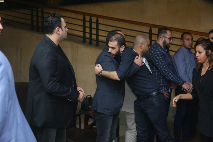 أحمد حلمي والسعدني وعمرو يوسف ونجوم الفن في عزاء والد أكرم حسني أحمد حلمي والسعدني وعمرو يوسف ونجوم الفن في عزاء والد أكرم حسني