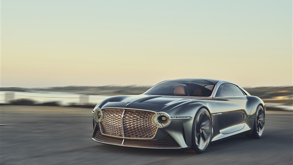 Bentley EXP 100 GT شراكات عمل وثيقة لمستقبل تنقّل فاخر ومستدام