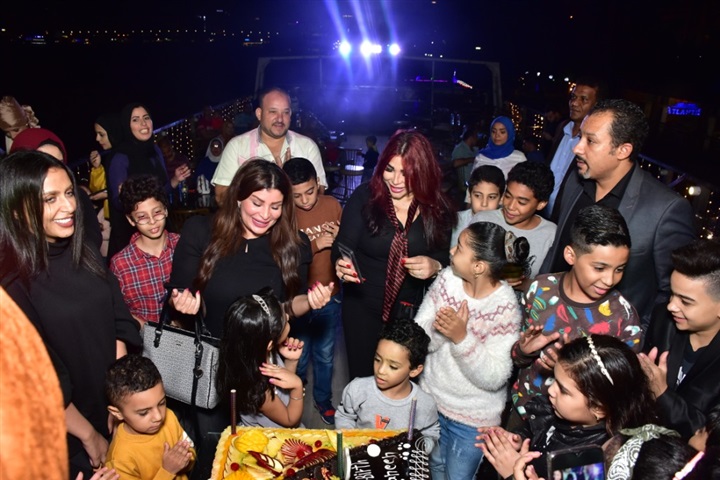 بالصور.. نجوم الفن والإعلام في عيد ميلاد ابنة هاني عبد ربه بالصور.. نجوم الفن والإعلام في عيد ميلاد ابنة هاني عبد ربه