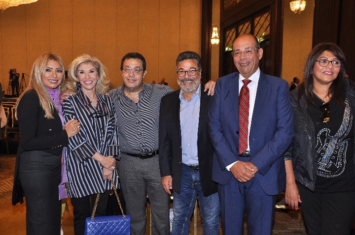 بالصور.. وزيرة الهجرة ونجوم الفن والمشاهير في توقيع "أيام في بيت المحترم" لـ شافكي المنيري بالصور.. وزيرة الهجرة ونجوم الفن والمشاهير في توقيع "أيام في بيت المحترم" لـ شافكي المنيري