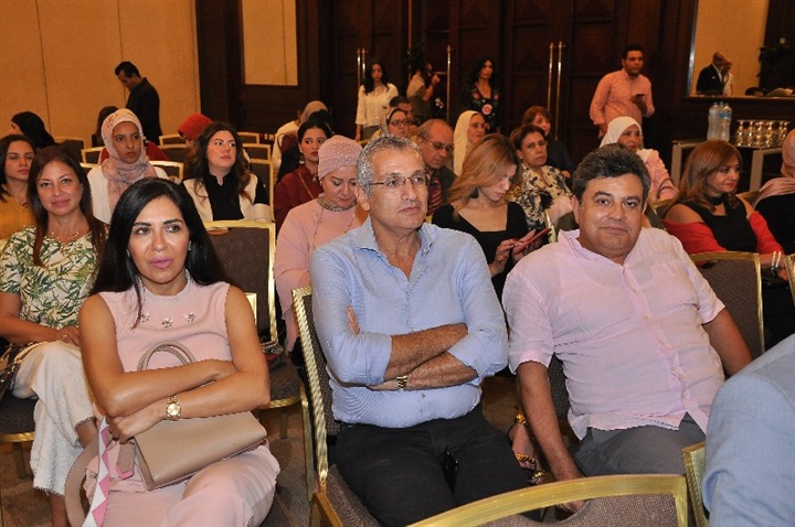 بالصور.. وزيرة الهجرة ونجوم الفن والمشاهير في توقيع "أيام في بيت المحترم" لـ شافكي المنيري بالصور.. وزيرة الهجرة ونجوم الفن والمشاهير في توقيع "أيام في بيت المحترم" لـ شافكي المنيري