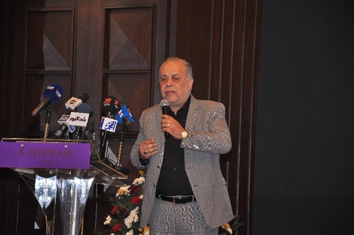 بالصور.. وزيرة الهجرة ونجوم الفن والمشاهير في توقيع "أيام في بيت المحترم" لـ شافكي المنيري بالصور.. وزيرة الهجرة ونجوم الفن والمشاهير في توقيع "أيام في بيت المحترم" لـ شافكي المنيري
