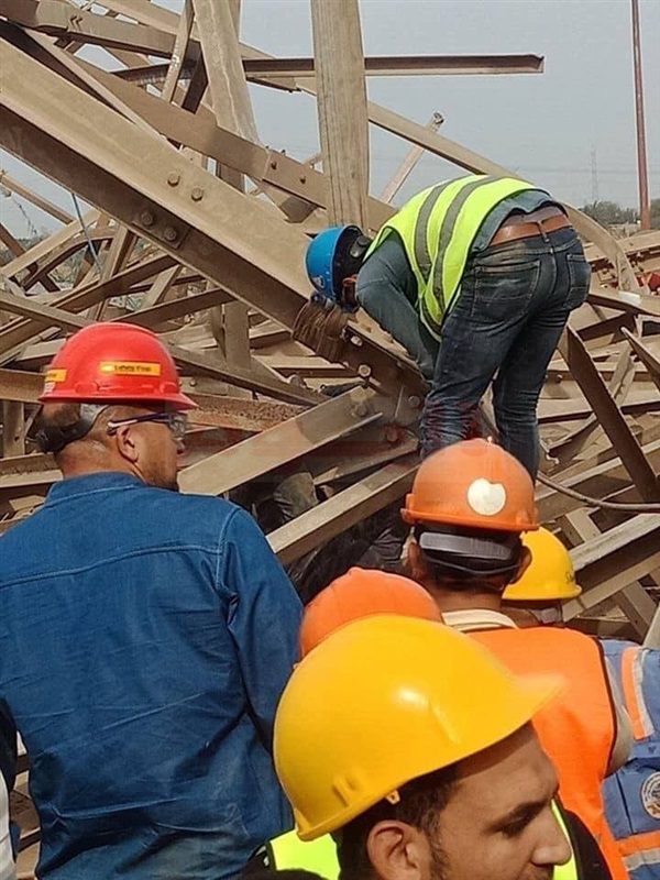 بالصور.. مصرع 4 عمال وإصابة 3 أثر سقوط برج كهرباء بالوراق بالصور.. مصرع 4 عمال وإصابة 3 أثر سقوط برج كهرباء بالوراق