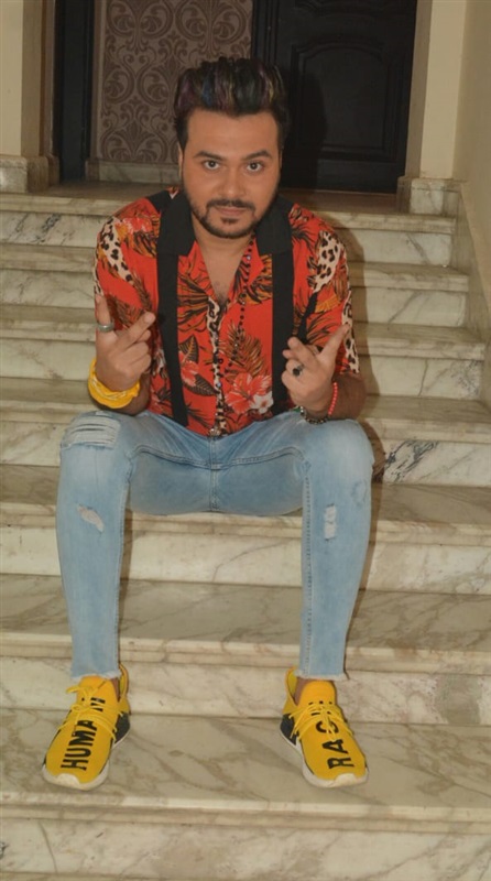 محمد عبد المنعم "واد مختلف" محمد عبد المنعم "واد مختلف"