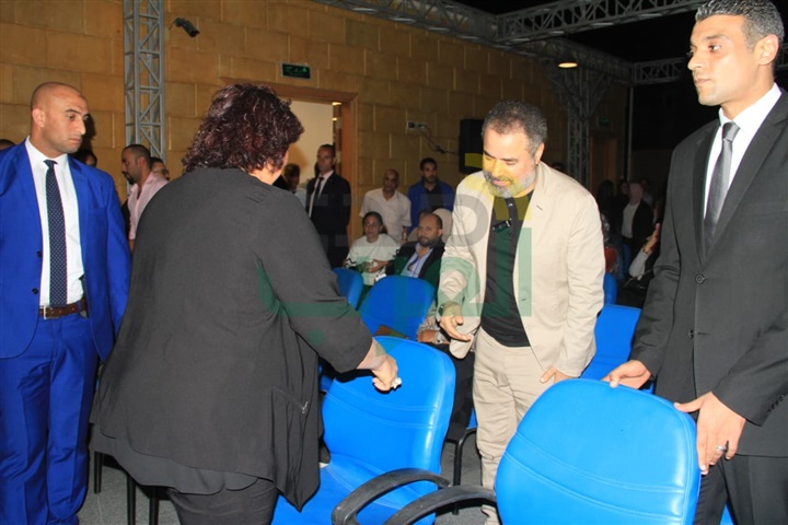 بالصور.. وزيرة الثقافة تحضر حفل تأبين الراحل هيثم أحمد زكى فى قصر السينما بالصور.. وزيرة الثقافة تحضر حفل تأبين الراحل هيثم أحمد زكى فى قصر السينما