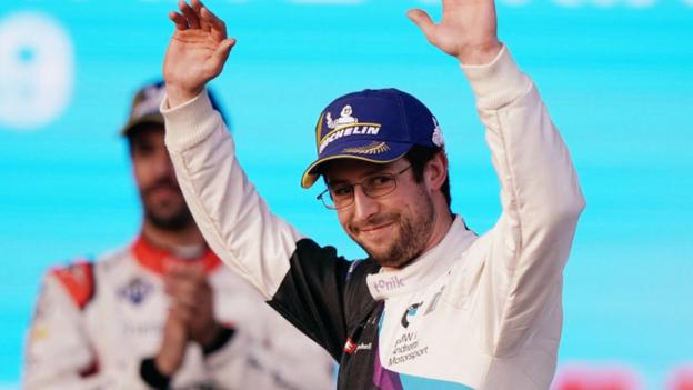 الجولة الثانية من بطولة العالم للفورميلا الكهربائية (Formula e) – الدرعية.. فوز مزدوج لفريق BMW بقيادة سيمز الجولة الثانية من بطولة العالم للفورميلا الكهربائية (Formula e) – الدرعية.. فوز مزدوج لفريق BMW بقيادة سيمز