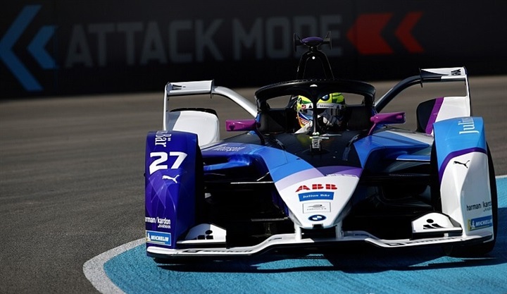 الجولة الثانية من بطولة العالم للفورميلا الكهربائية (Formula e) – الدرعية.. فوز مزدوج لفريق BMW بقيادة سيمز الجولة الثانية من بطولة العالم للفورميلا الكهربائية (Formula e) – الدرعية.. فوز مزدوج لفريق BMW بقيادة سيمز