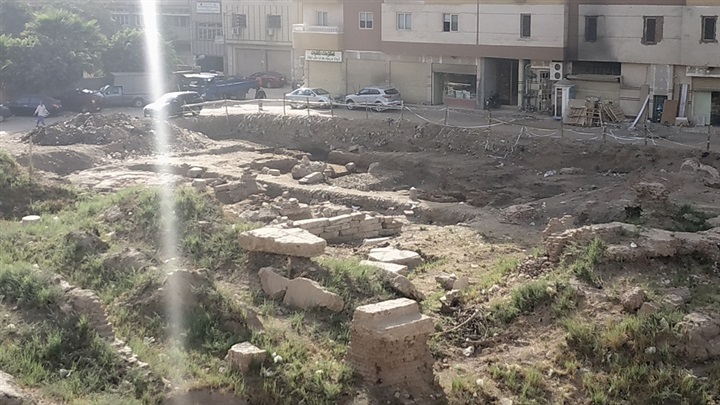 العثور على معبد أثرى بمنطقة الآثار ببنها