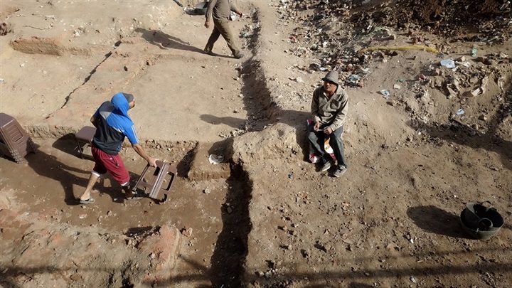 العثور على معبد أثرى بمنطقة الآثار ببنها
