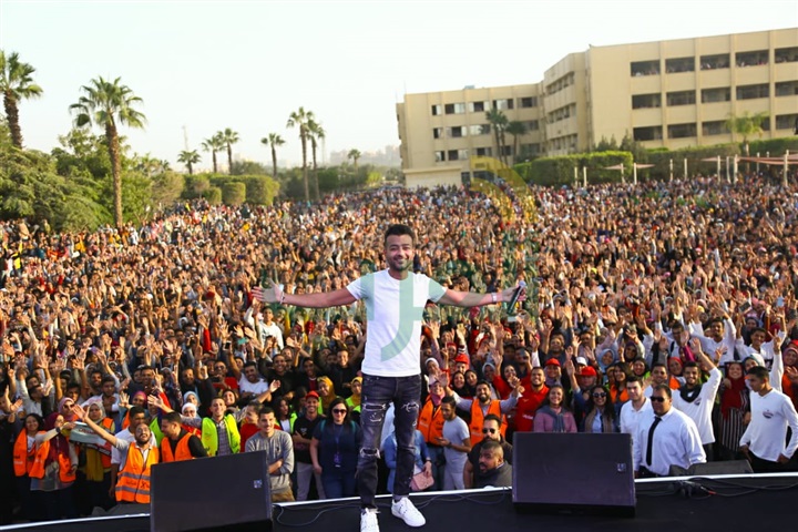 بالصور .. هيثم شاكر يتألق باضخم حفلات الجامعات بحضور تخطي ال ٧٠ الف من طلاب حلوان بالصور .. هيثم شاكر يتألق باضخم حفلات الجامعات بحضور تخطي ال ٧٠ الف من طلاب حلوان