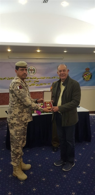 في ختام دورة الإعداد البدني العسكرية بالأردن.. العميد جهاد قطيشات والوزير المفوض طارق عبد السلام يكرمان المشاركين في ختام دورة الإعداد البدني العسكرية بالأردن.. العميد جهاد قطيشات والوزير المفوض طارق عبد السلام يكرمان المشاركين