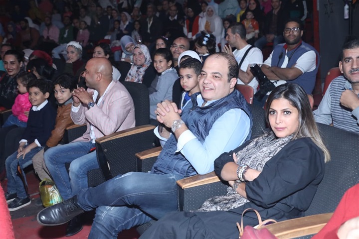 فاتن الحلو مقدمة لبرنامج دهب الحلو أصغر مروضات وحوش فاتن الحلو مقدمة لبرنامج دهب الحلو أصغر مروضات وحوش
