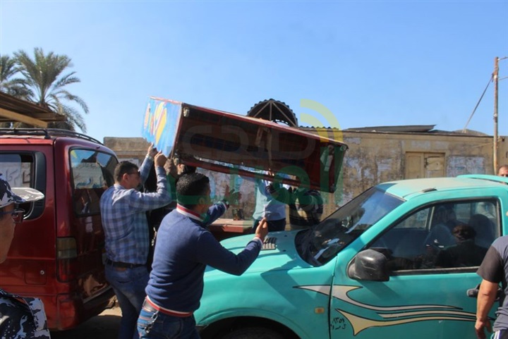 بالصور.. محافظ كفر الشيخ يقود حملة مكبرة لازالة الاشغالات بمجمع المواقف في أول يوم عمل