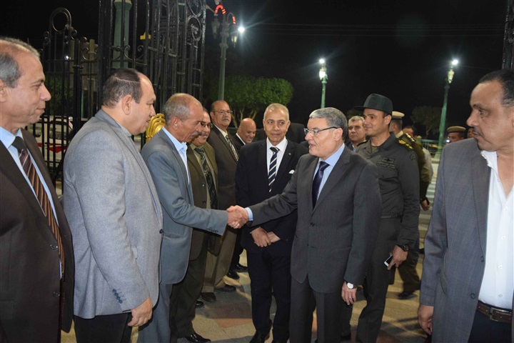 بالصور.. محافظ المنيا الجديد يصل الديوان العام لبدء مهام عمله رسميًا
