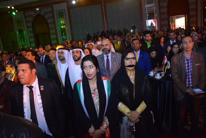 شاهد بالصور.. رئيس الوزراء وكبار رجال الدولة يشاركون حفل العيد الوطني للأمارات شاهد بالصور.. رئيس الوزراء وكبار رجال الدولة يشاركون حفل العيد الوطني للأمارات