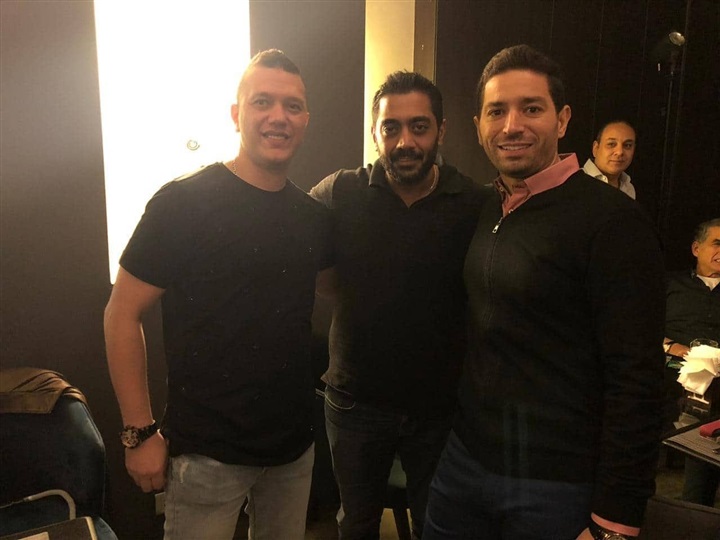 شاهد.. بحضور نخبة من النجوم إحتفالية ضخمة بعيد ميلاد الكابو حميد الشاعري شاهد.. بحضور نخبة من النجوم إحتفالية ضخمة بعيد ميلاد الكابو حميد الشاعري
