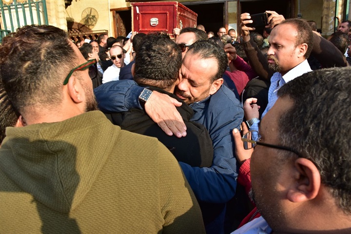 تشييع جثمان شعبان عبد الرحيم ومحمد خيري تشييع جثمان شعبان عبد الرحيم ومحمد خيري