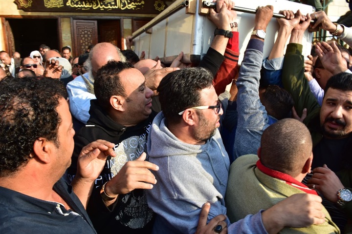 تشييع جثمان شعبان عبد الرحيم ومحمد خيري تشييع جثمان شعبان عبد الرحيم ومحمد خيري