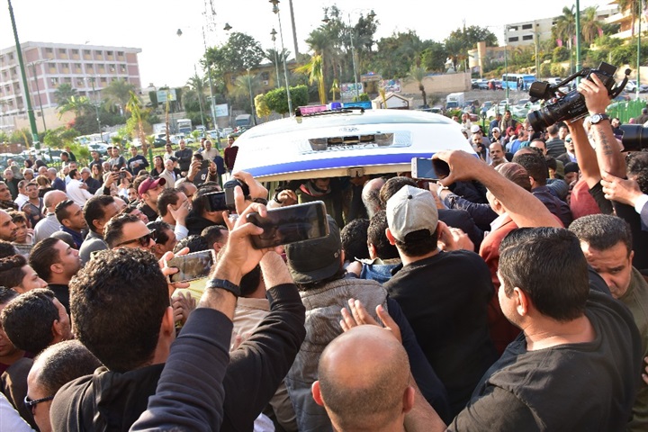 تشييع جثمان شعبان عبد الرحيم ومحمد خيري تشييع جثمان شعبان عبد الرحيم ومحمد خيري