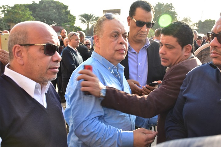 تشييع جثمان شعبان عبد الرحيم ومحمد خيري تشييع جثمان شعبان عبد الرحيم ومحمد خيري