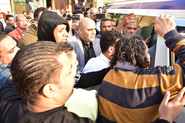 تشييع جثمان شعبان عبد الرحيم ومحمد خيري تشييع جثمان شعبان عبد الرحيم ومحمد خيري