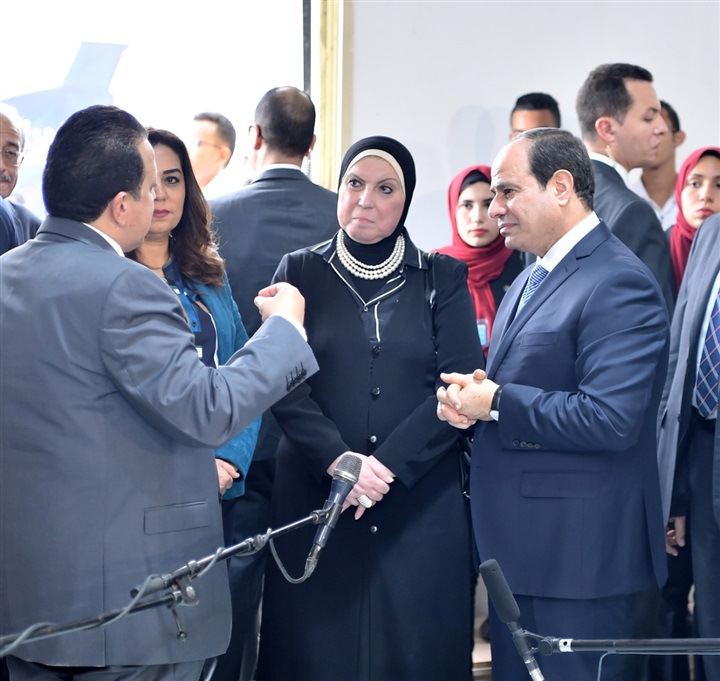 الرئيس السيسى يفتتح عدداً من المشروعات التنموية العملاقة بمدينة دمياط