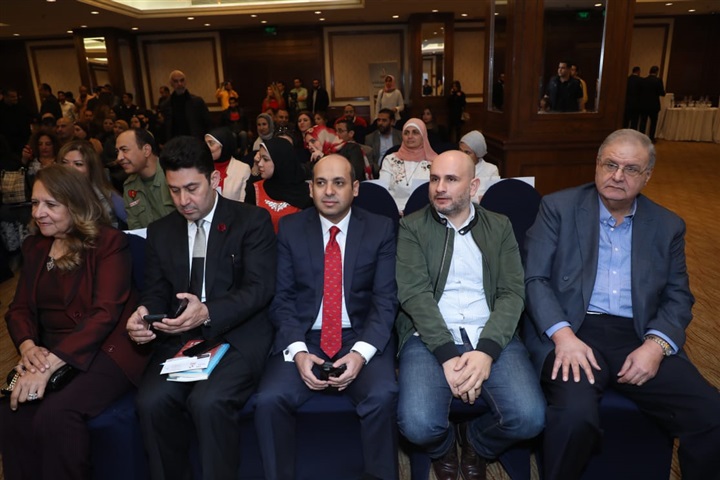 وزيرة التضامن وعدد من مشاهير الفن والإعلام يحتفلون مع هشام سليمان بتوقيع كتابه وزيرة التضامن وعدد من مشاهير الفن والإعلام يحتفلون مع هشام سليمان بتوقيع كتابه