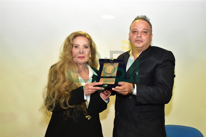 بالصور.. أسرار كواليس مشوار رغدة في ندوة تكريمها بـ"قصر السينما" بالصور.. أسرار كواليس مشوار رغدة في ندوة تكريمها بـ"قصر السينما"