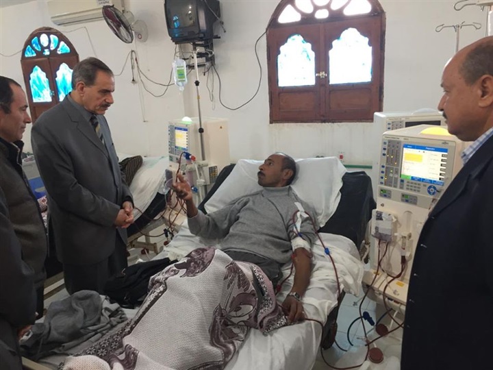 محافظ كفر الشيخ يتفقد الأعمال الإنشائية لمستشفى بيلا المركزي ويطمئن على المرضي بالحميات