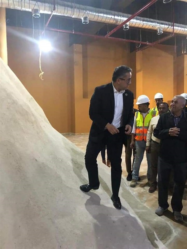 وزير الآثار يتفقد متحف شرم الشيخ