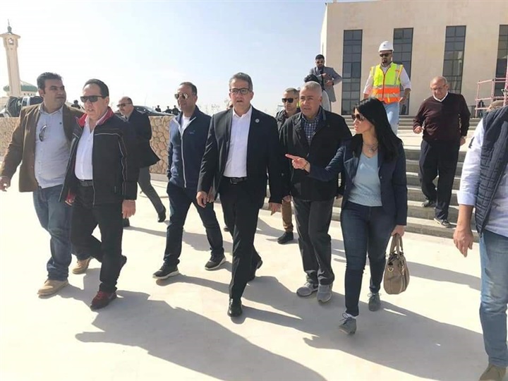 وزير الآثار يتفقد متحف شرم الشيخ