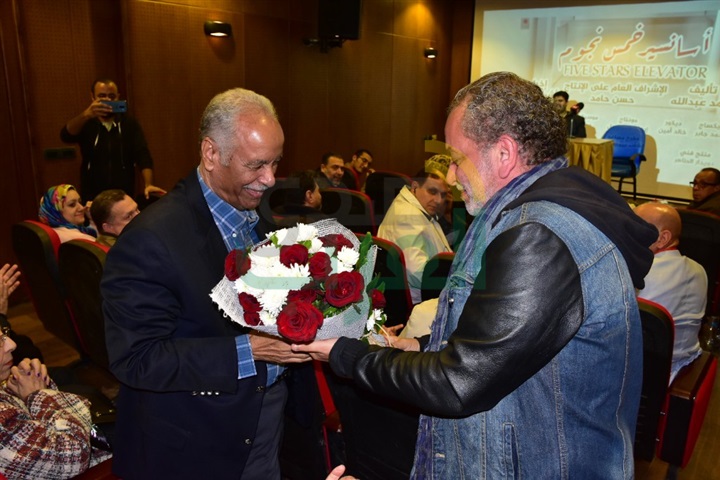 بالصور.. نجوم الفن يحتفلون بعرض أول فيلم قصير لـ أشرف فايق بالصور.. نجوم الفن يحتفلون بعرض أول فيلم قصير لـ أشرف فايق