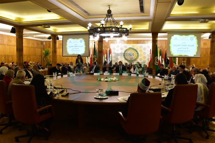 الجامعة العربية تدعو لخلق حالة من الوعي القانوني بالمجتمعات العربية وترسيخ سيادة القانون