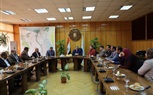 وزير القوي العاملة يكرم الملحق العمالي الجديد بالأردن