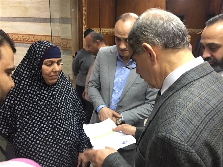 بالصور.. محافظ كفر الشيخ يطمئن علي مستوي الخدمات بمستشفي العبور