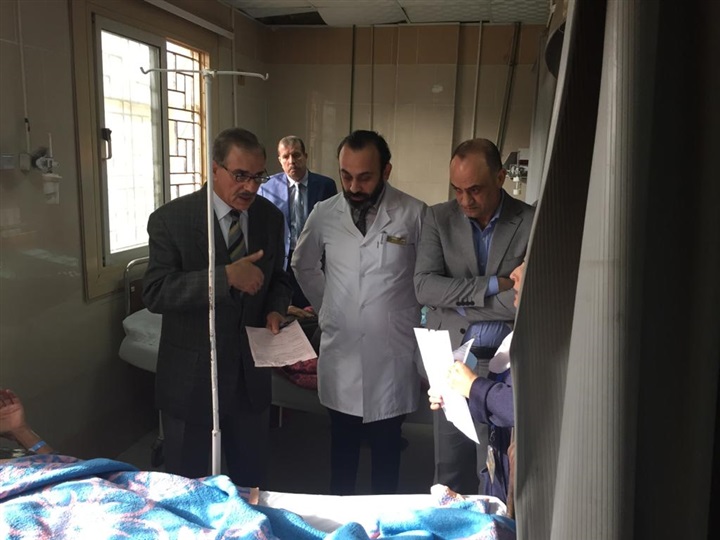 بالصور.. محافظ كفر الشيخ يطمئن علي مستوي الخدمات بمستشفي العبور