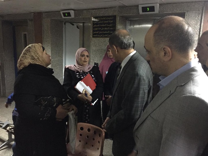 بالصور.. محافظ كفر الشيخ يطمئن علي مستوي الخدمات بمستشفي العبور