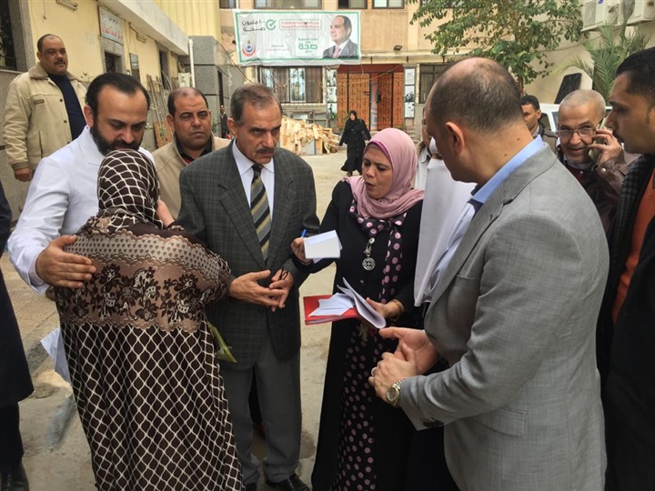 بالصور.. محافظ كفر الشيخ يطمئن علي مستوي الخدمات بمستشفي العبور