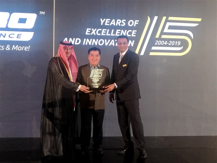 "أوتوبروفورمانس – 02PROFORMANCE" تنظم إحتفاليتها بمرور 15 عاماً على إنطلاقها "أوتوبروفورمانس – 02PROFORMANCE" تنظم إحتفاليتها بمرور 15 عاماً على إنطلاقها
