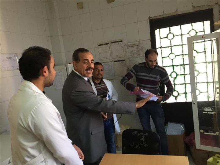 بالصور.. محافظ كفر الشيخ يفاجئ عددا من المنشآت الخدمية بقري قلين 