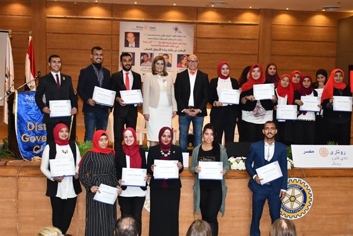 بالصور.. نادي روتاري كايرو رويال يواصل فعاليات مبادرة دعم رواد الأعمال بالصور.. نادي روتاري كايرو رويال يواصل فعاليات مبادرة دعم رواد الأعمال