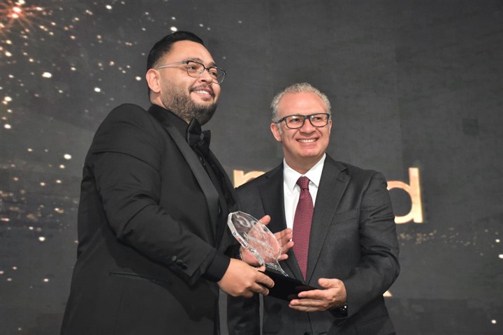 بالصور .. تكريمات نجوم الفن والاغنية في الدورة ال ١٦ لمهرحان دير جيست بالصور .. تكريمات نجوم الفن والاغنية في الدورة ال ١٦ لمهرحان دير جيست