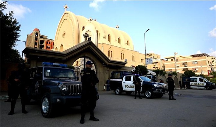 الداخليه: انتشار أمنى مُكثف لتأمين إحتفالات عيد الميلاد المجيد ورأس السنة الميلادية الداخليه: انتشار أمنى مُكثف لتأمين إحتفالات عيد الميلاد المجيد ورأس السنة الميلادية
