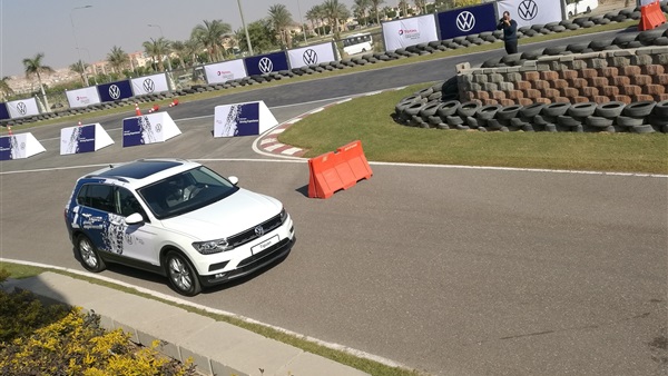 المصرية التجارية وأوتوموتيف تنظم تجربة تفاعلية لسيارتها الـ SUV "تيجوان" المصرية التجارية وأوتوموتيف تنظم تجربة تفاعلية لسيارتها الـ SUV "تيجوان"