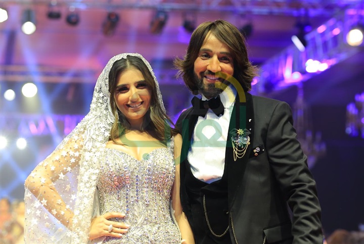 بالصور .. مي عمر تتألق بأغلى فستان زفاف في العالم قيمته ١٥ مليون دولار بالصور .. مي عمر تتألق بأغلى فستان زفاف في العالم قيمته ١٥ مليون دولار